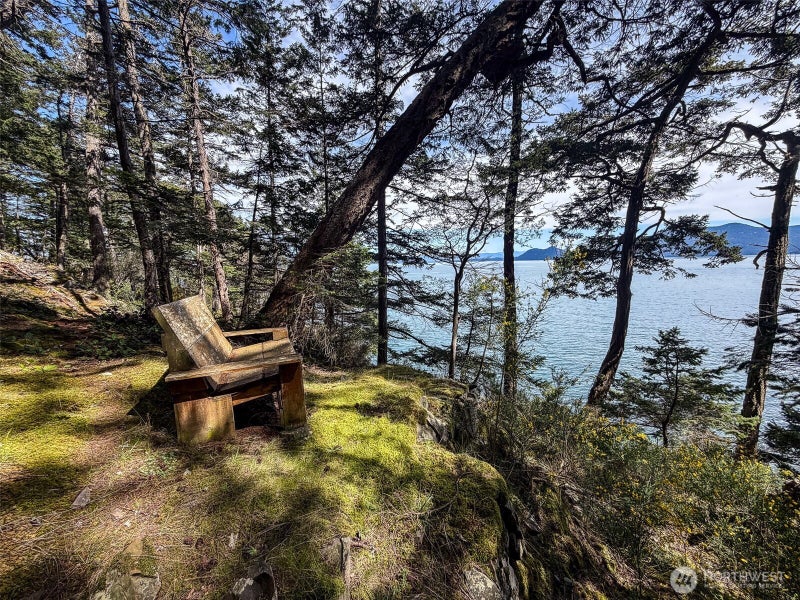 585 Deer Point Road