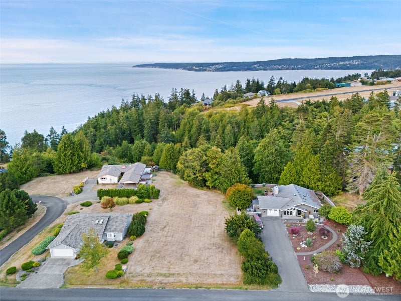 0 Madrona Way