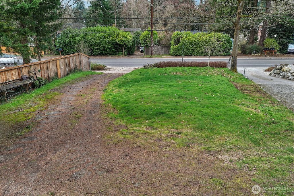 Photo of 13034 30th Avenue NE, Seattle, WA 98125 (MLS # 2484338)