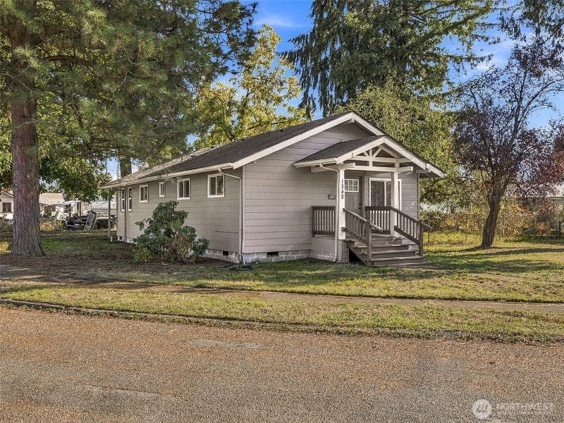 1348 Central Boulevard