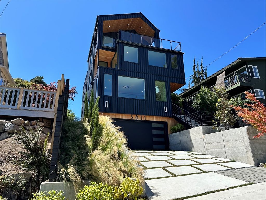 Photo of 3811 Eastern Avenue N, Seattle, WA 98103 (MLS # 2236869)