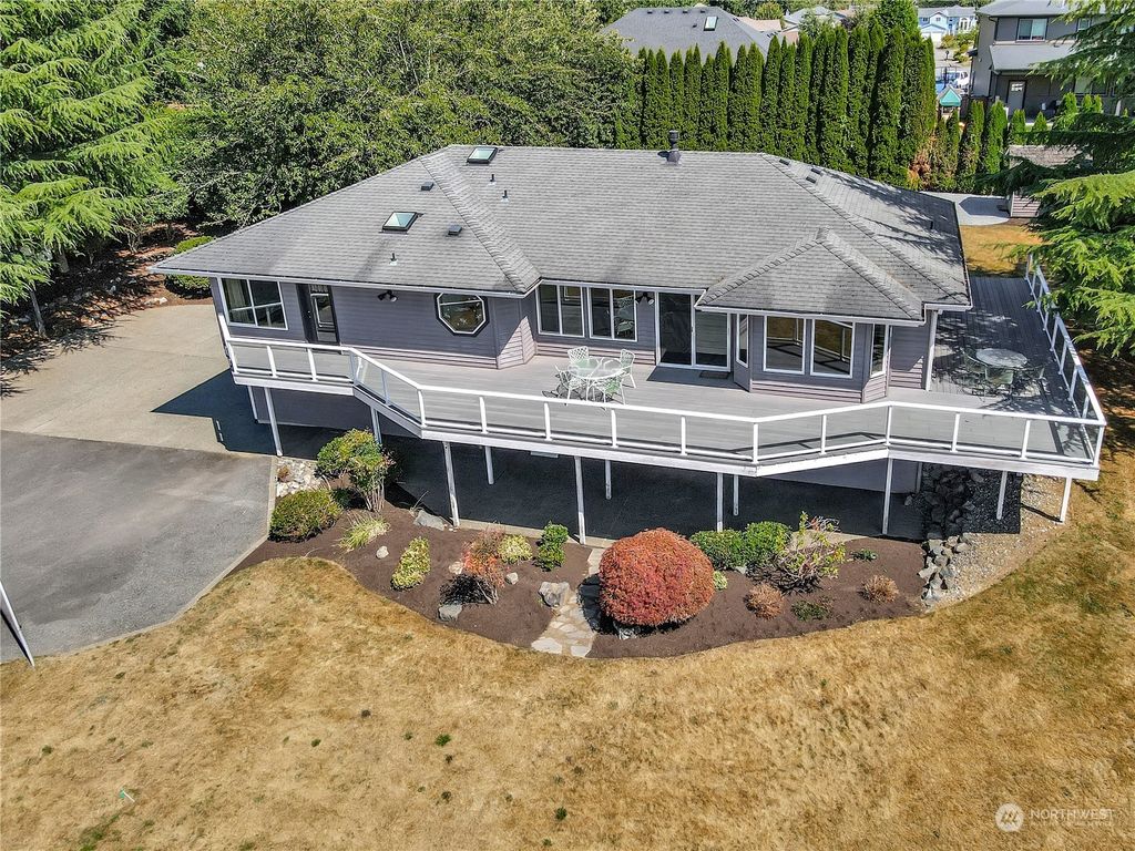 Photo of 5231 71st Avenue NE, Marysville, WA 98270 (MLS # 2149577)