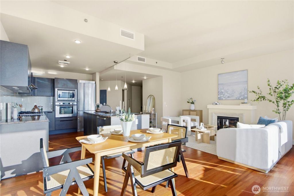 Photo of 737 Olive Way #2808, Seattle, WA 98101 (MLS # 2486837)