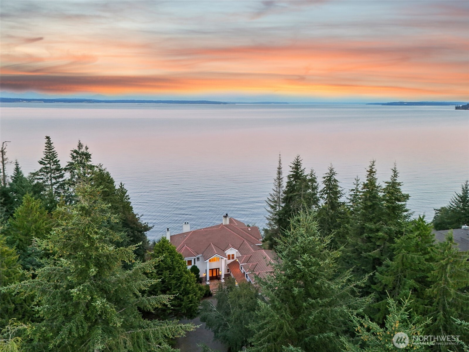 3065 Oak Bay Road