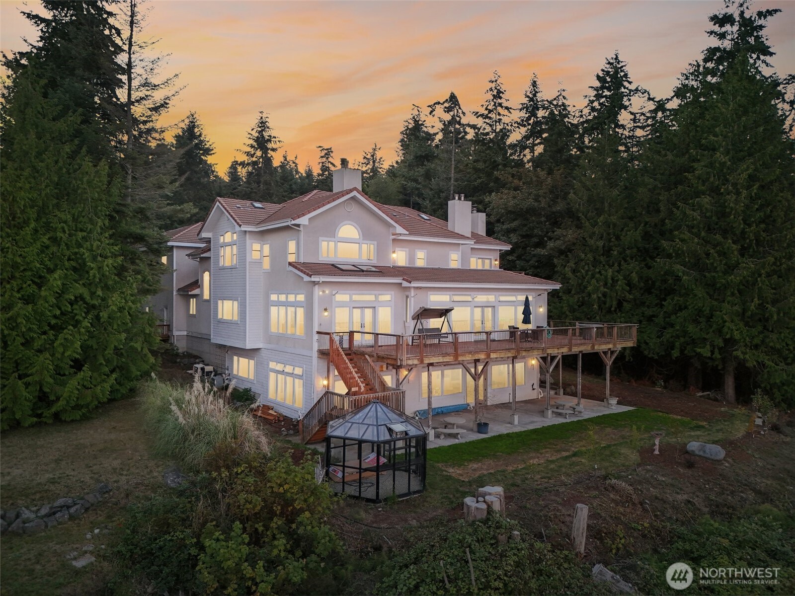 3065 Oak Bay Road