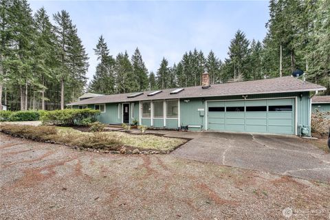 Photo of 4212 80th Avenue NW, Gig Harbor, WA 98335 (MLS # 2465224)