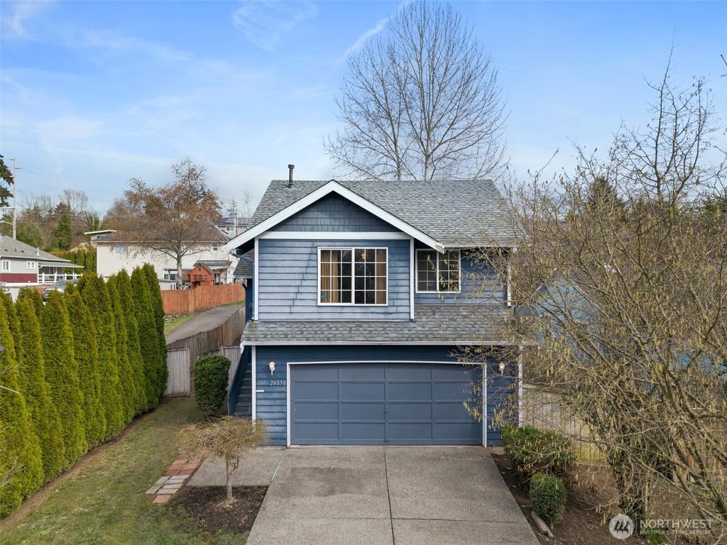 Photo of 24038 19th Avenue S, Des Moines, WA 98198 (MLS # 2334189)