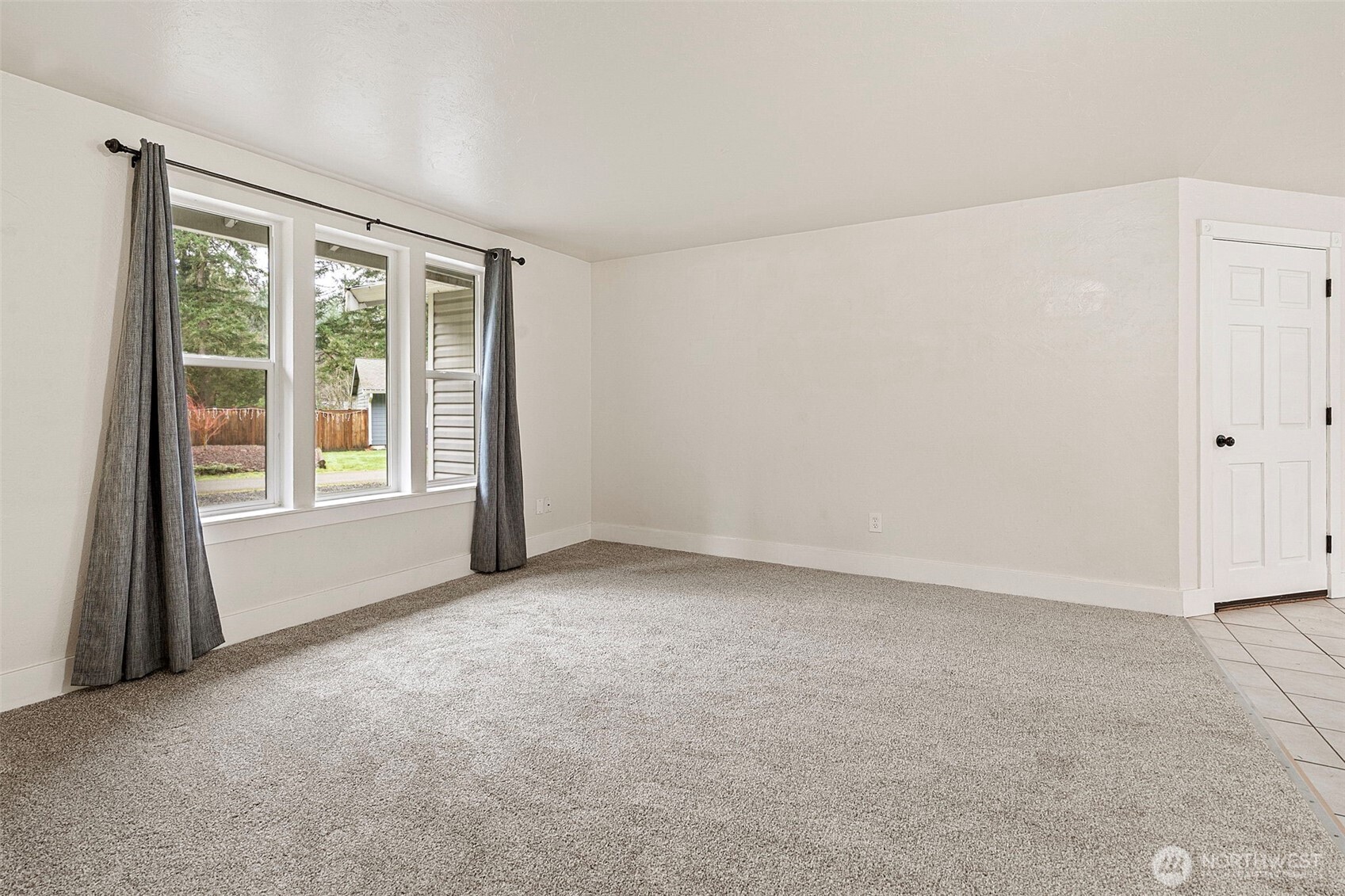 13711 98th Avenue Ct NW