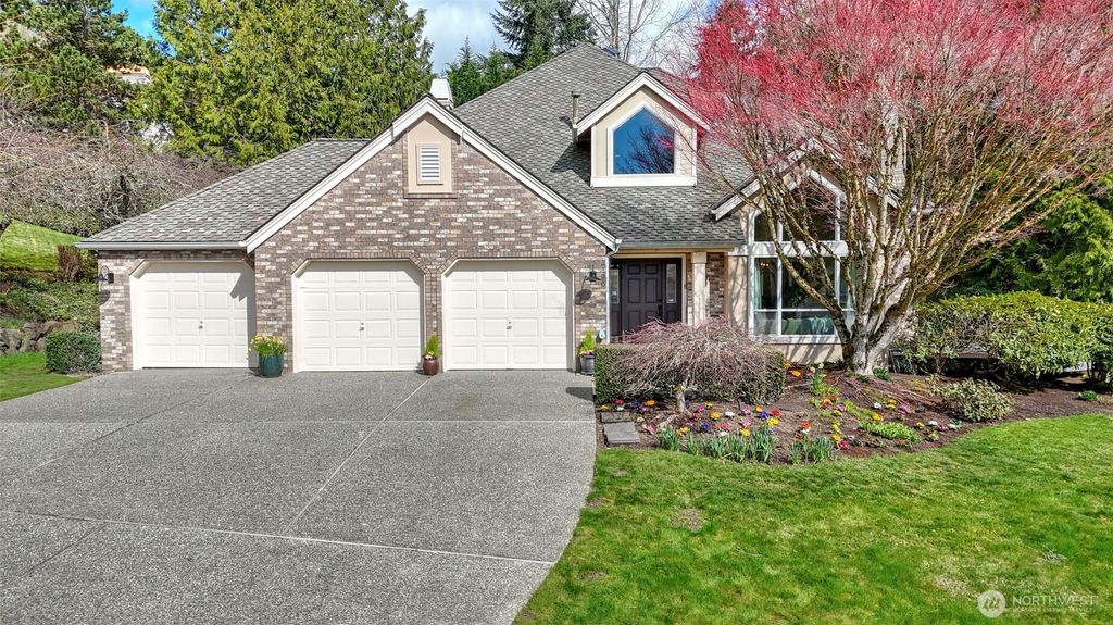 Photo of 6170 156th Place SE, Bellevue, WA 98006 (MLS # 2333473)