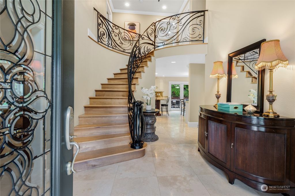 Photo of 11730 NE 39th Street, Bellevue, WA 98005 (MLS # 2018741)