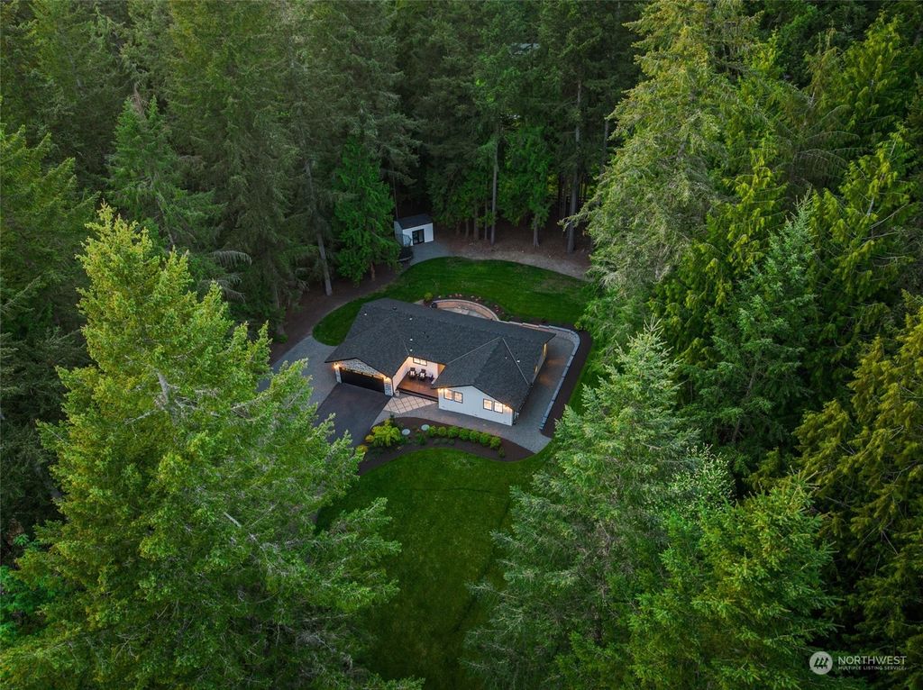 Photo of 17922 NE 196th Street, Woodinville, WA 98077 (MLS # 2226450)