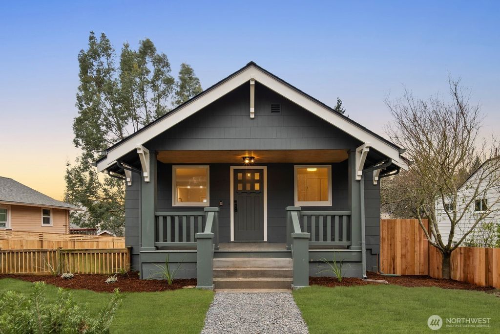 Photo of 4521 47th Avenue SW, Seattle, WA 98116 (MLS # 2465125)