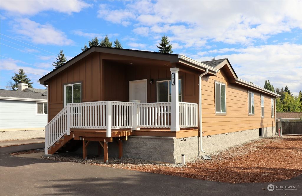 Photo of 3619 S 182nd Street #481, SeaTac, WA 98188 (MLS # 2166725)