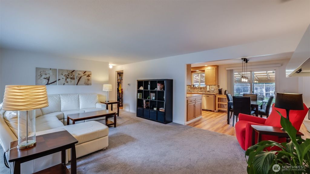 Photo of 2324 NE 22nd Street, Renton, WA 98056 (MLS # 2431634)