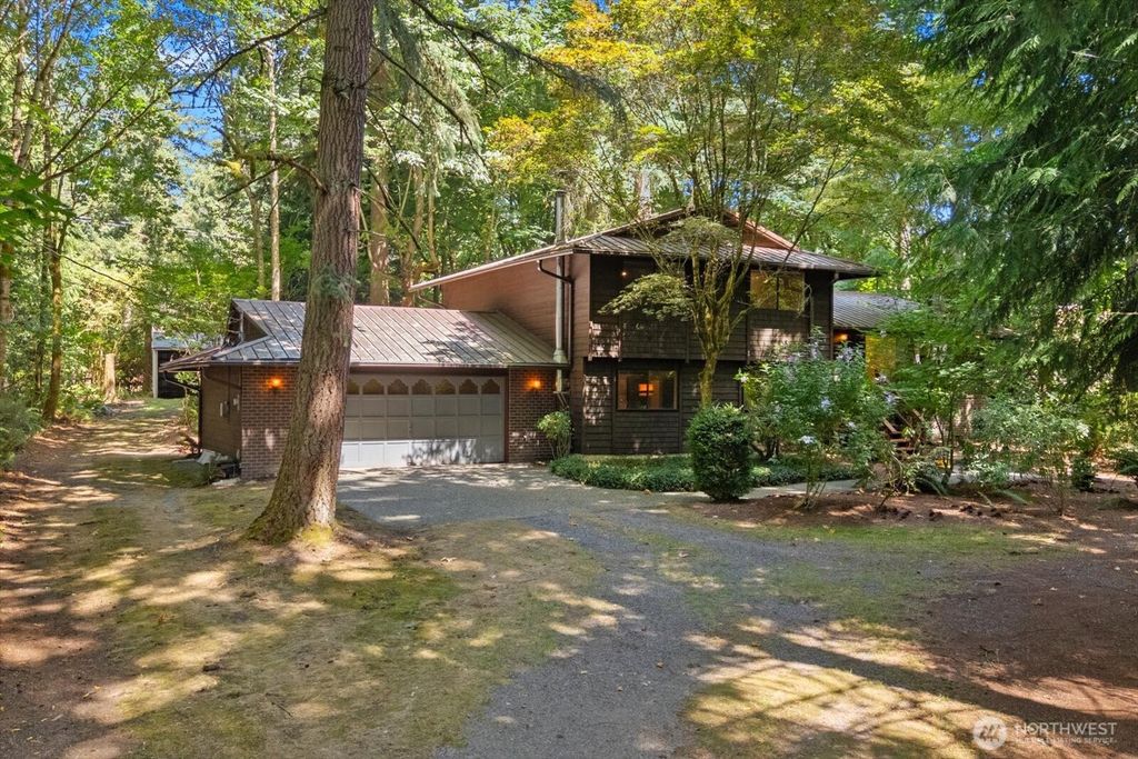 Photo of 20925 76th Drive SE, Snohomish, WA 98296 (MLS # 2421406)