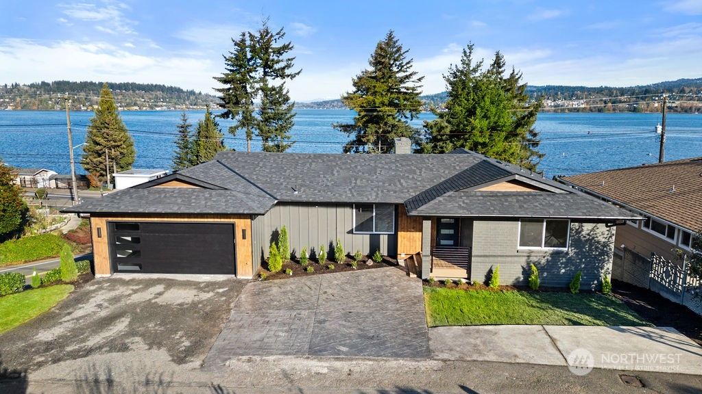 Photo of 10905 Rainier Avenue S, Seattle, WA 98178 (MLS # 2314388)