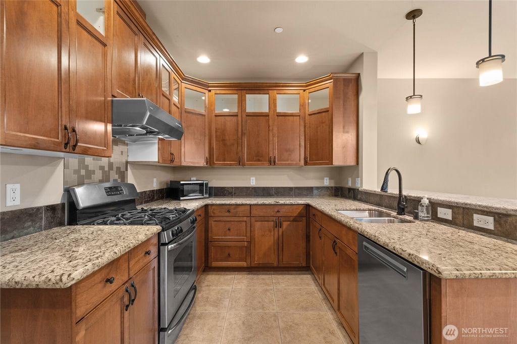 Photo of 14819 35th Avenue W #6, Lynnwood, WA 98087 (MLS # 2493551)
