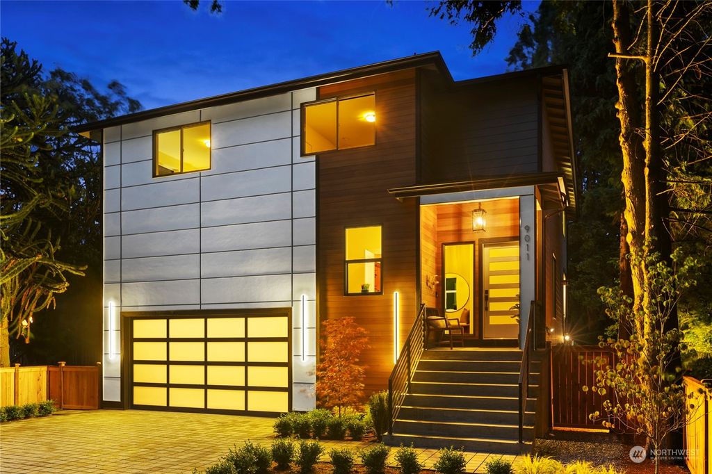 Photo of 9011 Dayton Avenue N, Seattle, WA 98103 (MLS # 2254594)