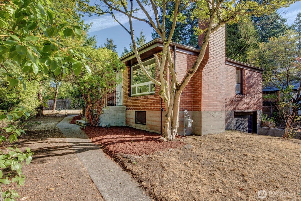 Photo of 12004 5th Ave NE AVE, Seattle, WA 98125 (MLS # 2575936)