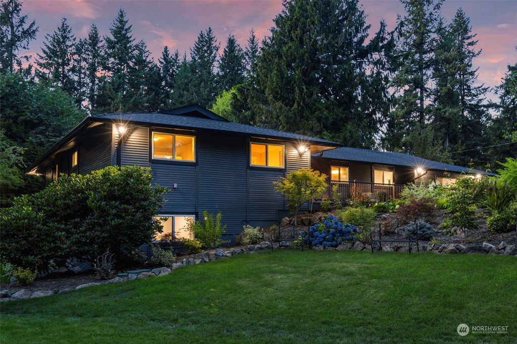 Photo of 14230 SE 179th Place, Renton, WA 98058 (MLS # 2150709)