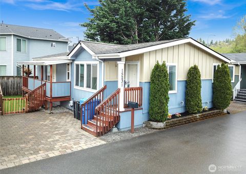 Photo of 15231 Pine Drive, Renton, WA 98058 (MLS # 2500693)