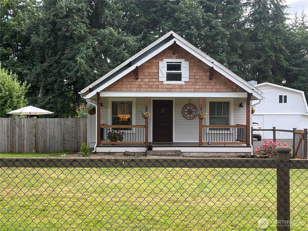 Photo of 868 Old Highway, Chehalis, WA 98532 (MLS # 2547165)