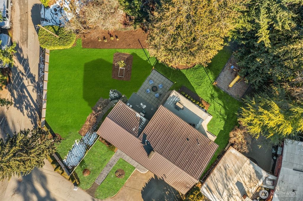 Photo of 3212 NE 167th Street, Lake Forest Park, WA 98155 (MLS # 2331724)