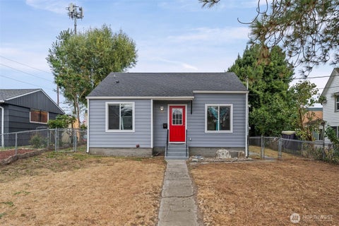 Photo of 4811 S K Street, Tacoma, WA 98408 (MLS # 2576631)