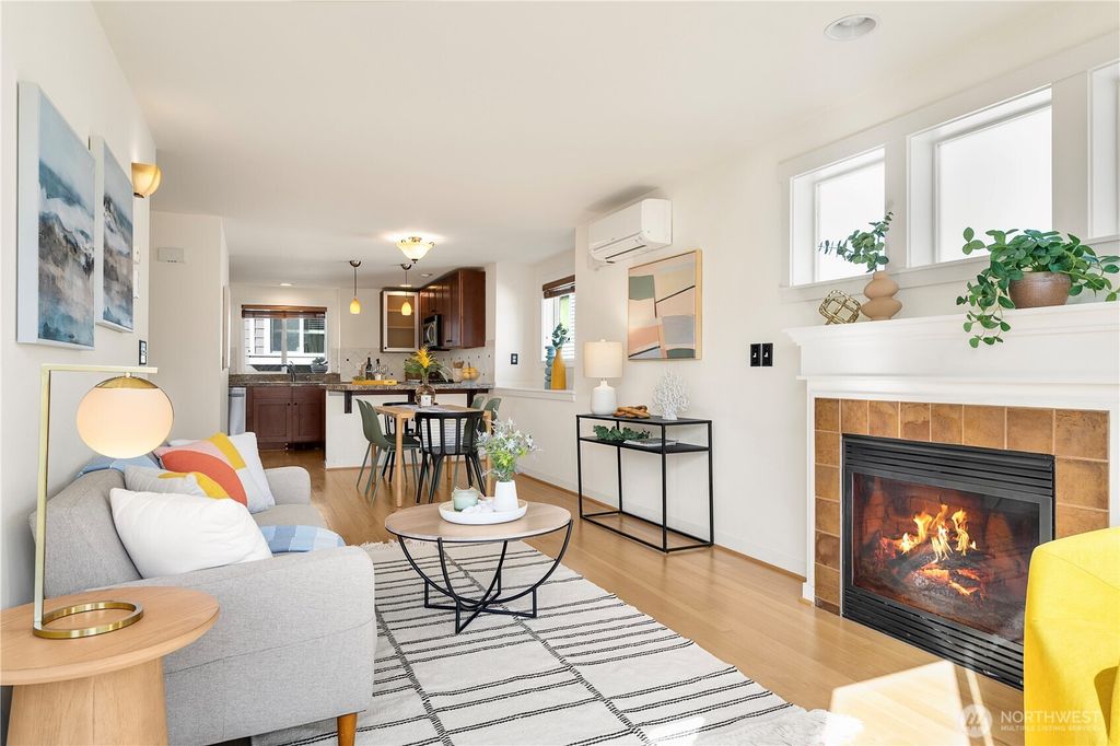 Photo of 3619 Albion Pl N Pl N #C, Seattle, WA 98103 (MLS # 2347237)