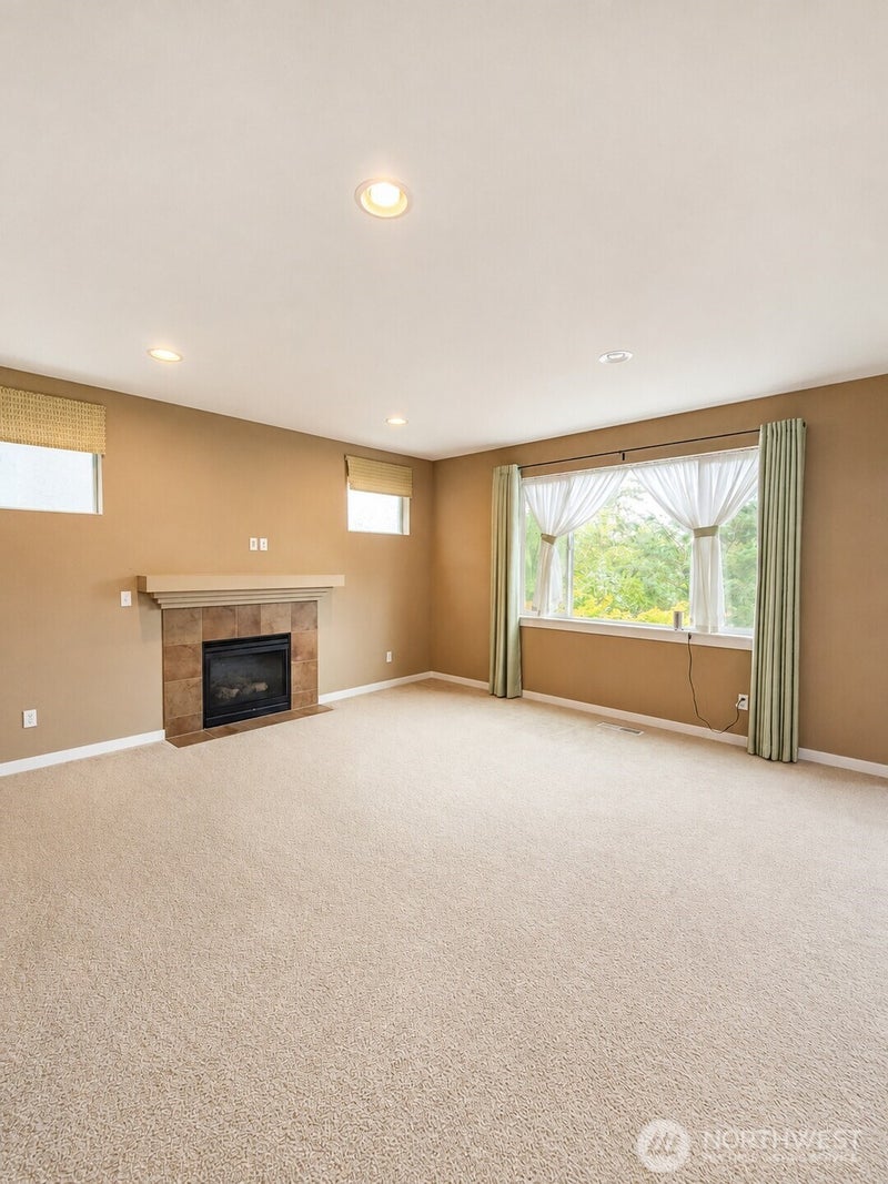 27010 223rd Lane SE
