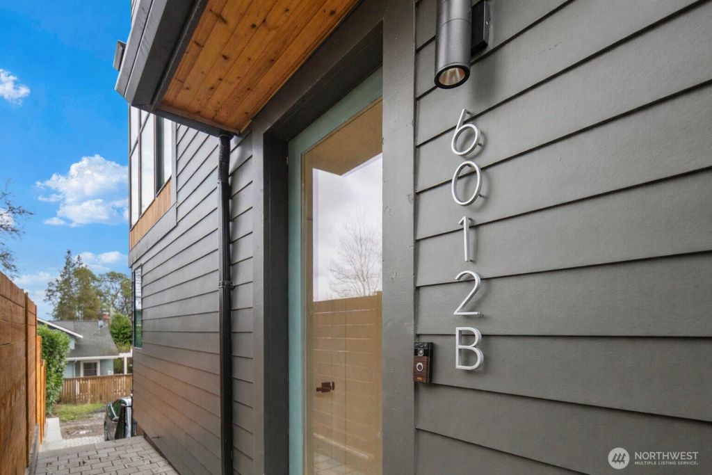 Photo of 6012 B 35th Avenue NE, Seattle, WA 98115 (MLS # 2463832)