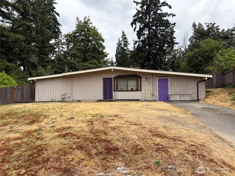Photo of 4134 149th Place SE, Bellevue, WA 98006 (MLS # 2586302)