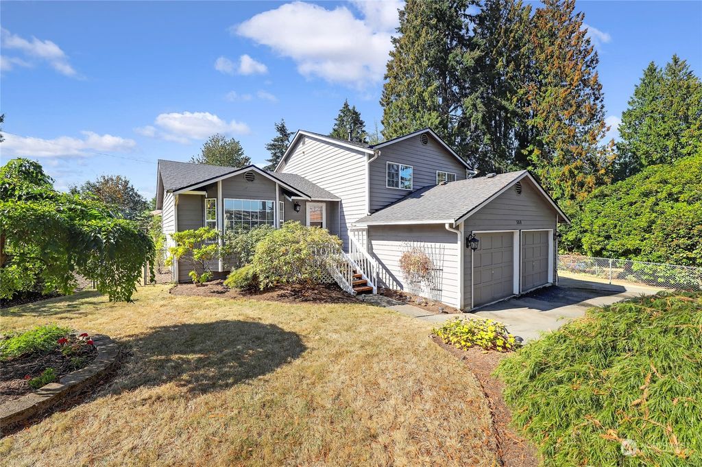Photo of 3818 Shelby Road, Lynnwood, WA 98087 (MLS # 2001147)