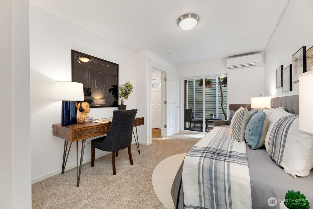 Photo of 335 16th Avenue E #B, Seattle, WA 98112 (MLS # 2393634)