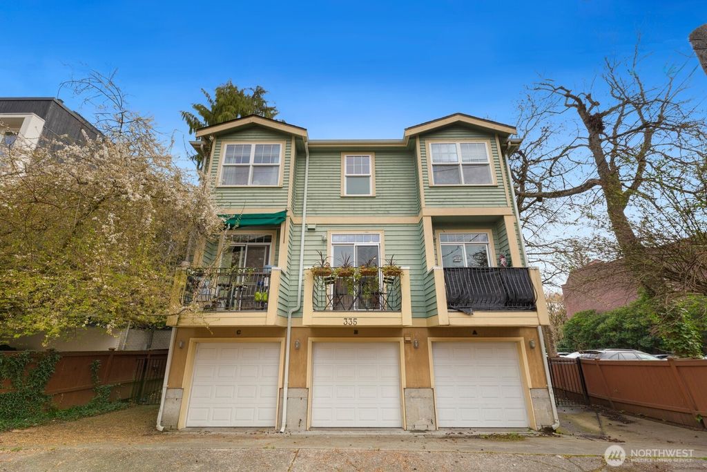 Photo of 335 16th Avenue E #B, Seattle, WA 98112 (MLS # 2393634)