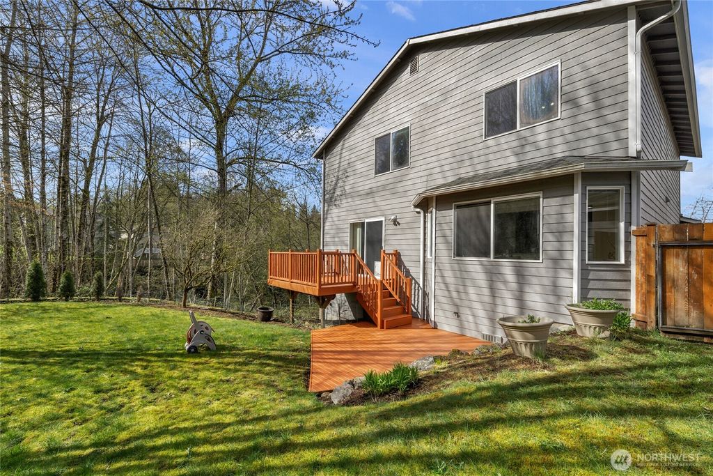 Photo of 11628 50th Drive SE, Everett, WA 98208 (MLS # 2354976)