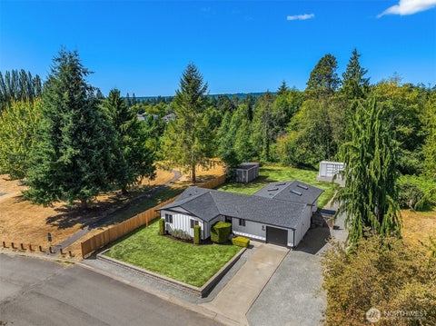 Photo of 14006 57th Avenue NE, Marysville, WA 98271 (MLS # 2565287)