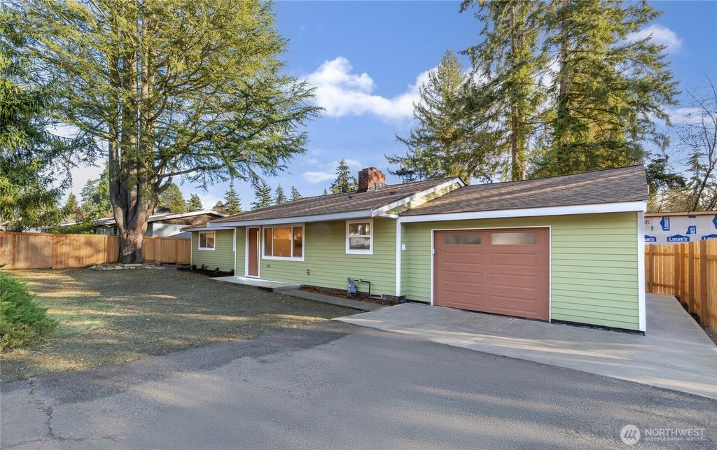 Photo of 1403 N 137th St St, Seattle, WA 98133 (MLS # 2341130)