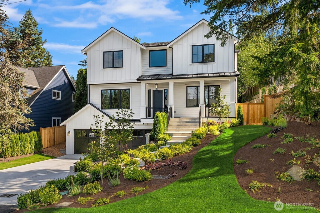 Photo of 10415 SE 13th Street, Bellevue, WA 98004 (MLS # 2565792)