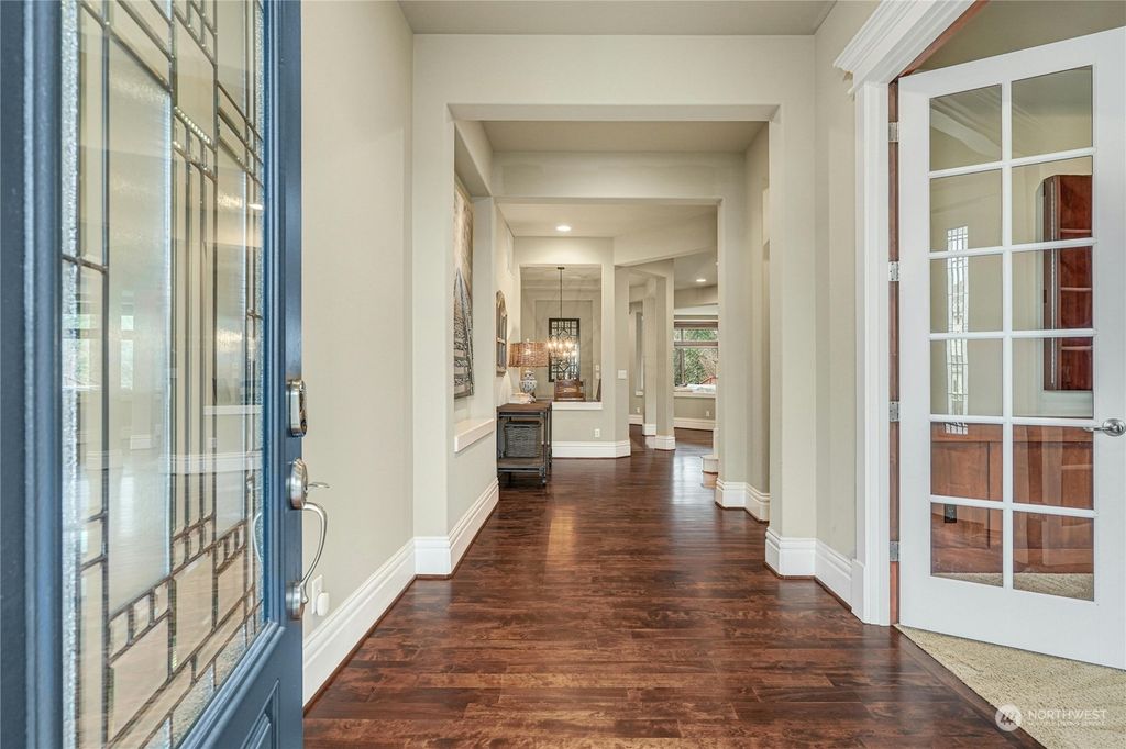 Photo of 2649 NE Davis Loop, Issaquah, WA 98029 (MLS # 2197260)