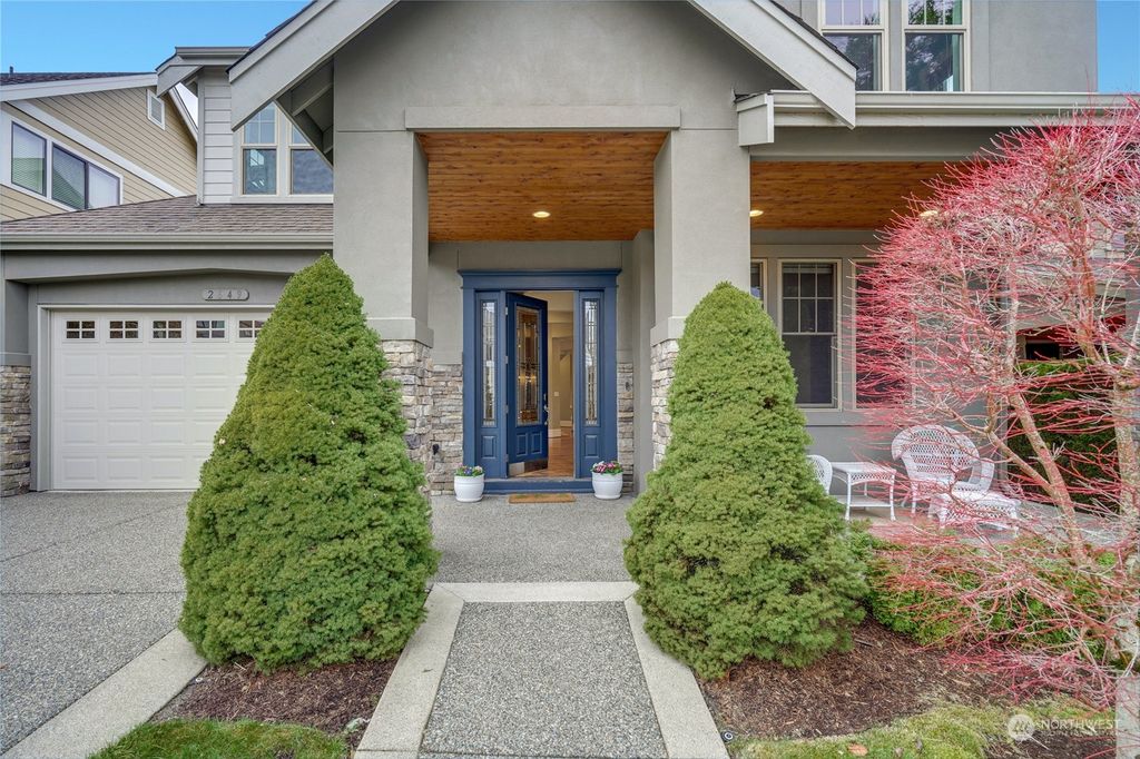 Photo of 2649 NE Davis Loop, Issaquah, WA 98029 (MLS # 2197260)