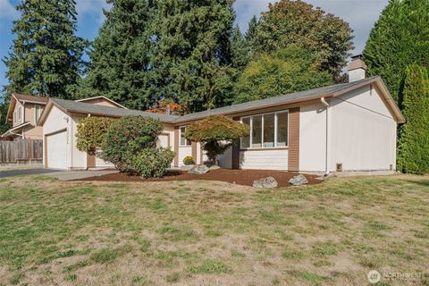 Photo of 12244 NE 136th Place, Kirkland, WA 98034 (MLS # 2443570)