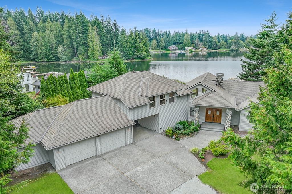 Photo of 14430 W Lake Goodwin Road, Stanwood, WA 98292 (MLS # 2432236)