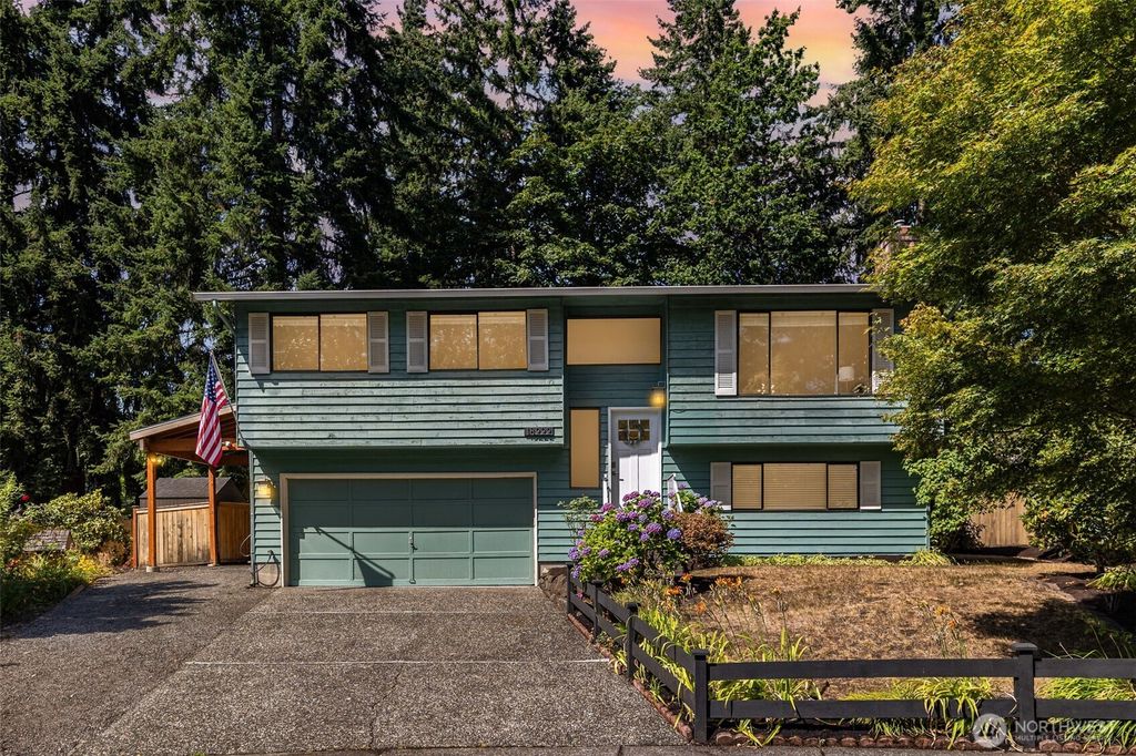 Photo of 18222 19th Drive SE, Bothell, WA 98012 (MLS # 2415278)