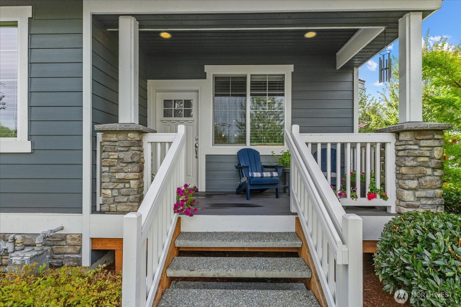 205 Olallie Place NE