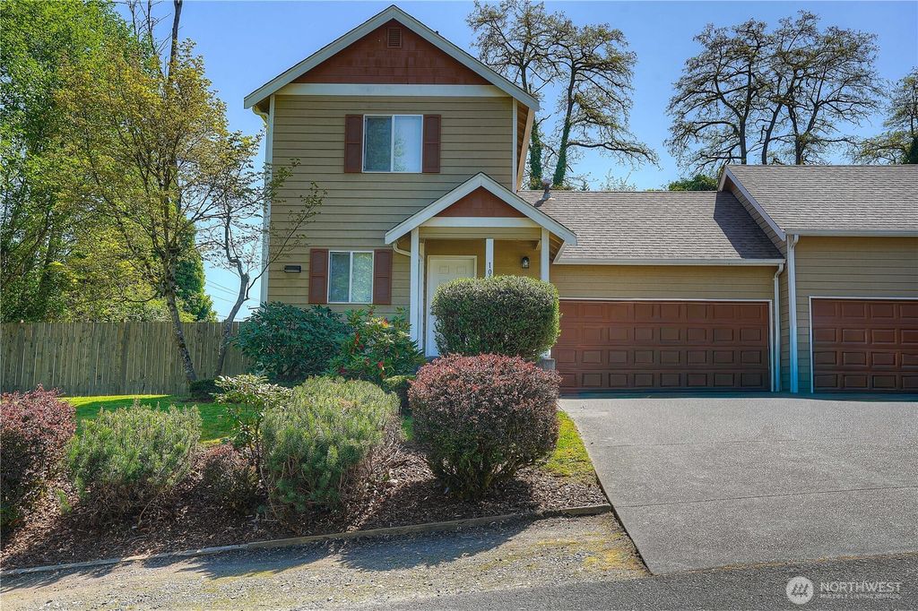 Photo of 10910 10912 Fruitland Avenue E, Puyallup, WA 98373 (MLS # 2517971)