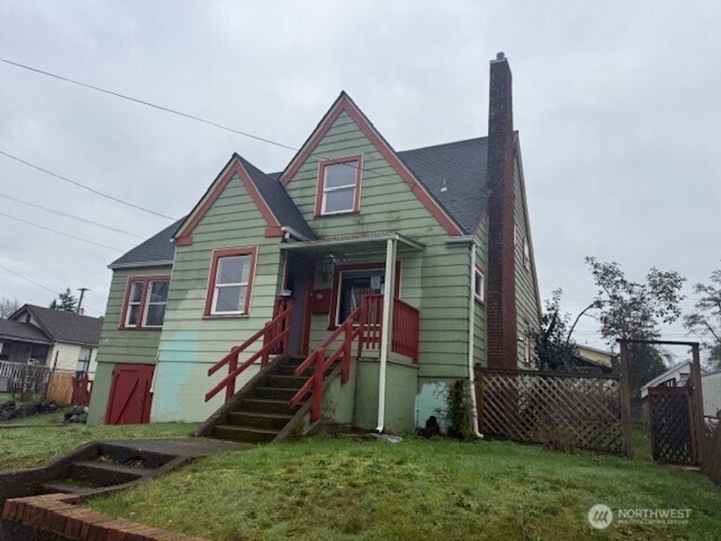 Photo of 421 Ellinor Avenue, Shelton, WA 98584 (MLS # 2473030)