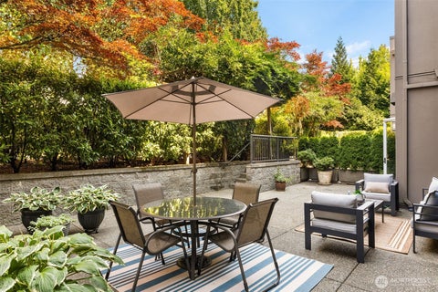 Photo of 615 6th Street #107, Kirkland, WA 98033 (MLS # 2566970)