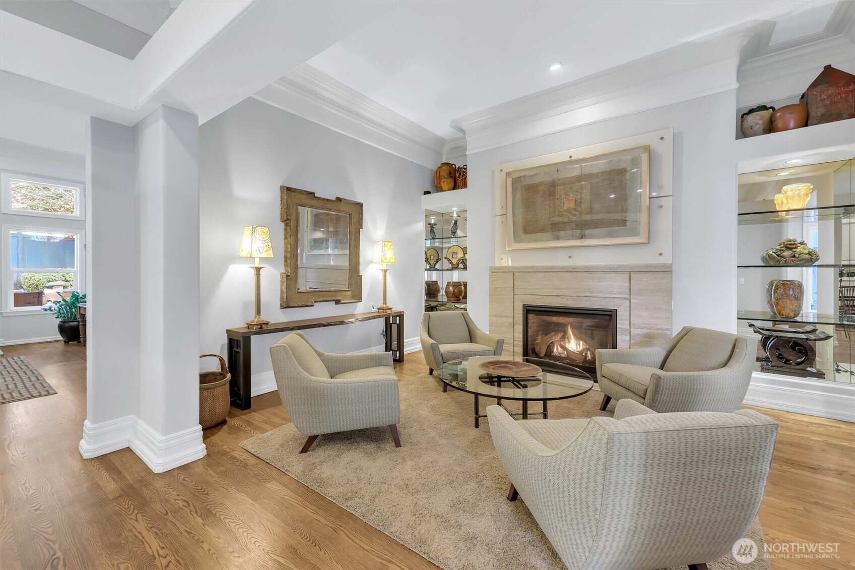 Bellevue, Washington, 98004, United States, 2 Bedrooms Bedrooms, ,3 BathroomsBathrooms,Residential,Active,2035071