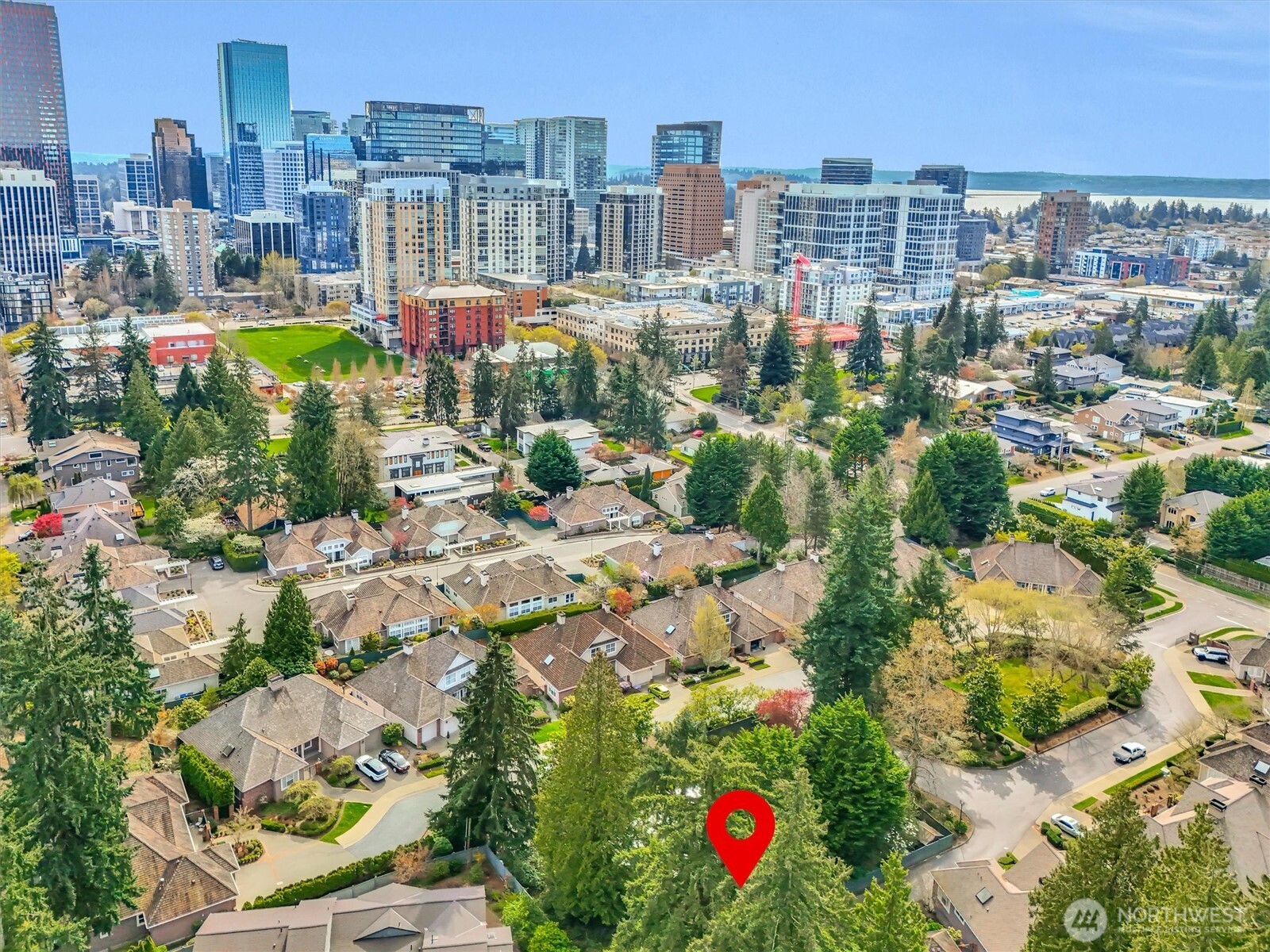 Bellevue, Washington, 98004, United States, 2 Bedrooms Bedrooms, ,3 BathroomsBathrooms,Residential,Active,2035071